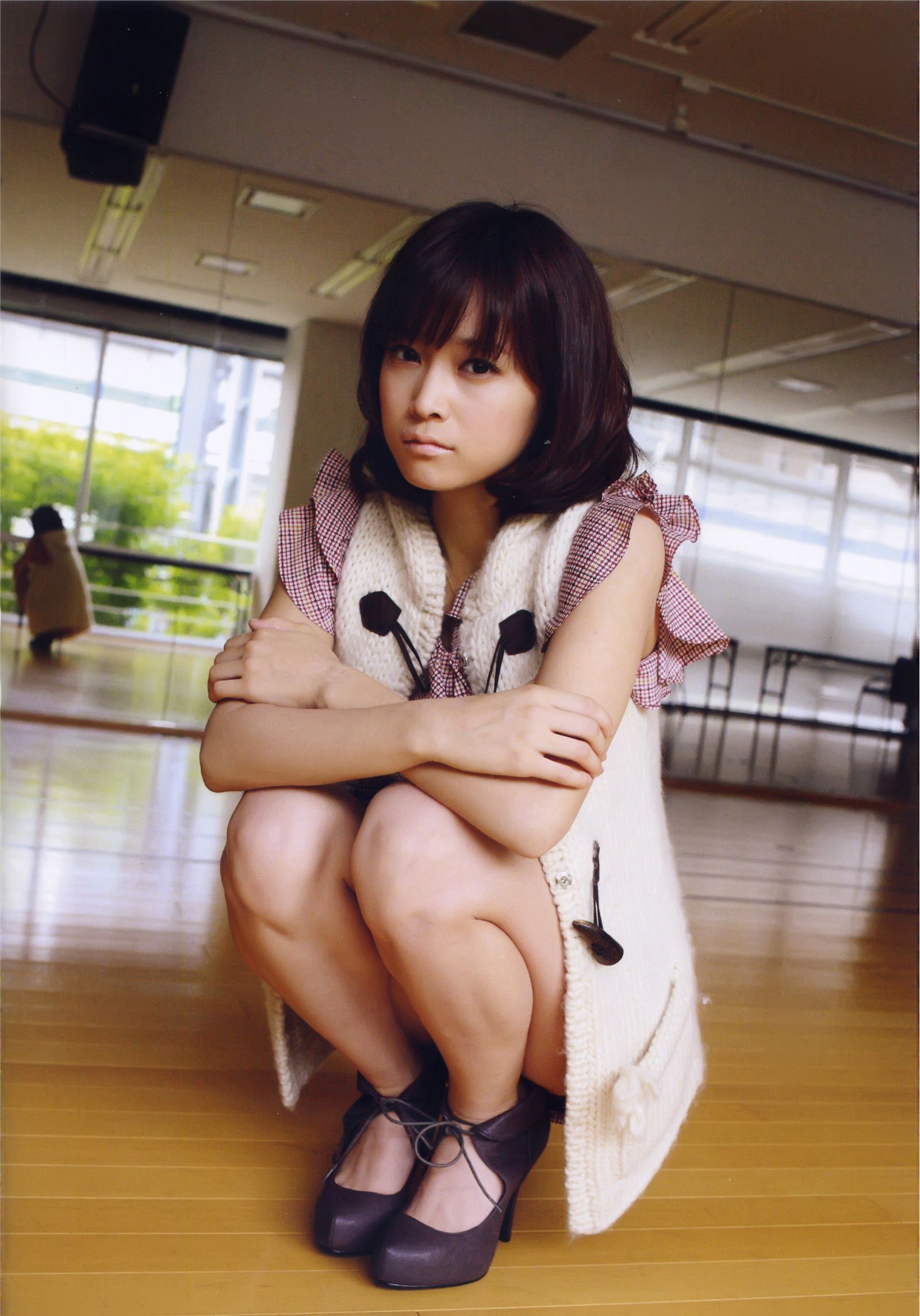 Kamei Eri 亀井絵里 – [thanks] 写真集 [PB美女写真集]